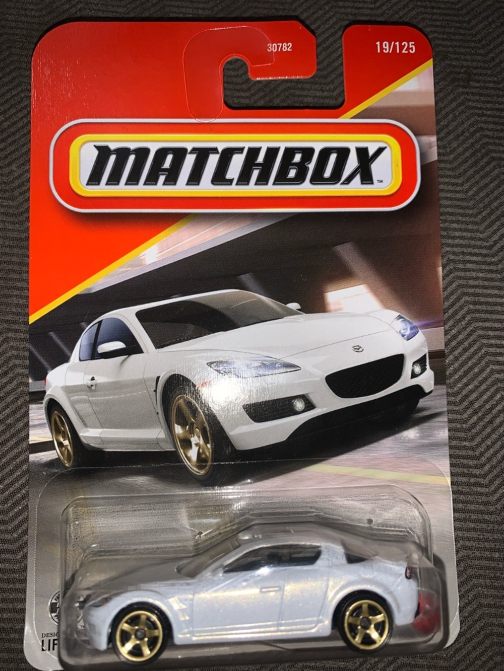 2004 Mazda RX-8 white Matchbox - Picture 2 of 9